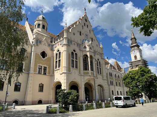 Rathaus von Kecskemet/Ungarn.